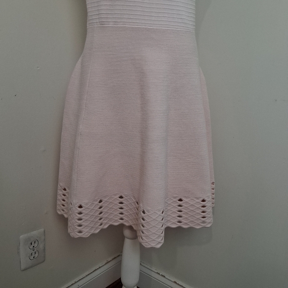 Ted Baker Jacquard Cut Out Baby Pink Skater Dress Size 4 U.S 8 - Picture 11 of 14